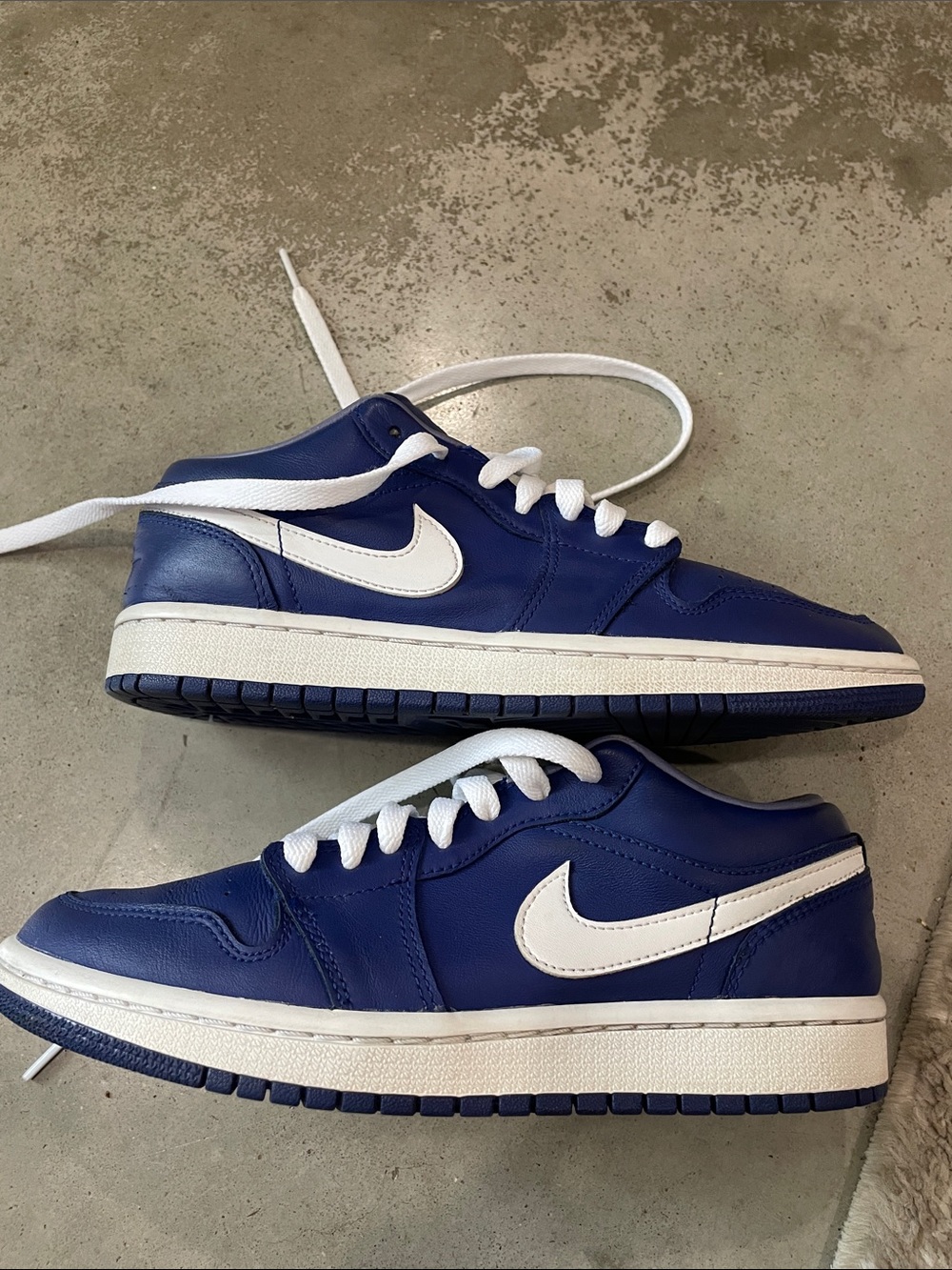 Nike Air Jordan 1 Low SE Deep Royal Blue White Women’s 7 DA8008-401 size 7 EUC - Picture 5 of 8